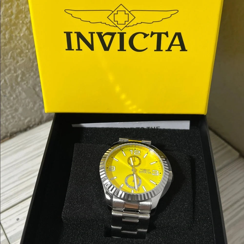 Invicta Specialty Men’s Watch 43mm Stainless Steel yellow Quartz‎ Model 49528